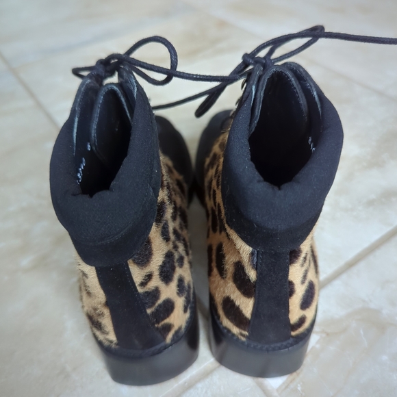 Rare! Stuart Weitzman Cheetah Leopard Ponyhair & Suede Combat Boots 6B - Picture 5 of 6